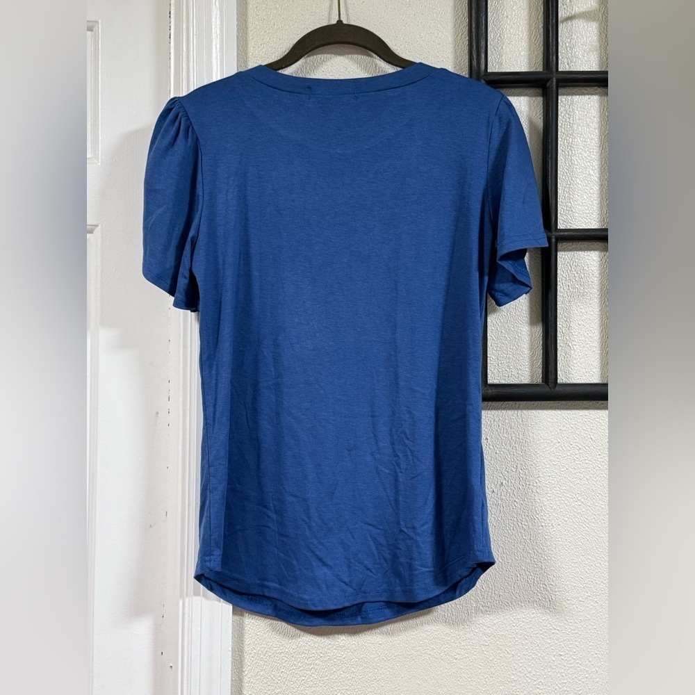 NWT Women’s Royal Blue Blouse with Tulip Puff Sleeve Detail Size Small - Picture 2 of 3